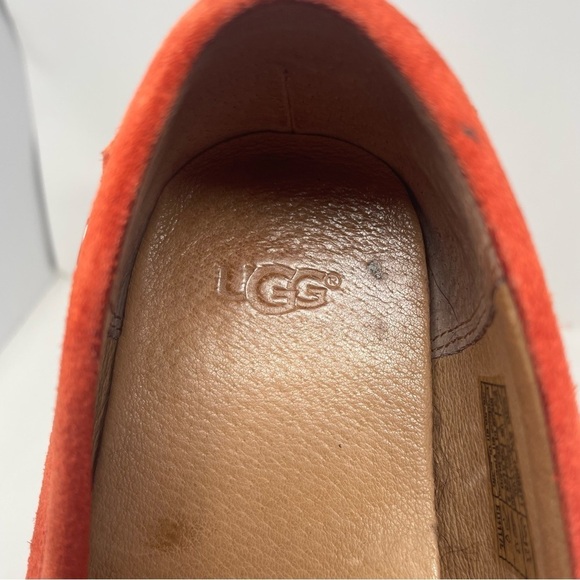 Ugg Leather Flats with Cutout Design – Orange, Size 8.5 - Picture 3 of 9
